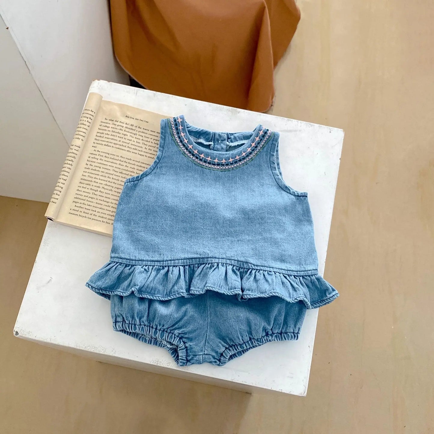 BABY HOUSE - Ensemble de vêtements en Denim pour bébé fille de 0 à 3 ans, 2 pièces, haut brodé sans manches, short bouffant, tenues pour enfants